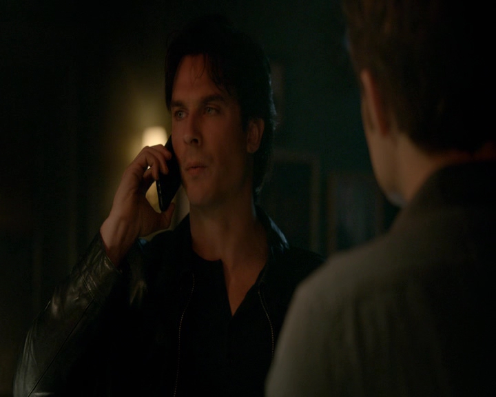 VampireDiaries-dot-nl_VampireDiaries-8x09TheSimpleIntimacyoftheNearTouch0088.jpg