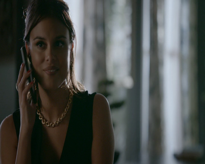 VampireDiaries-dot-nl_VampireDiaries-8x09TheSimpleIntimacyoftheNearTouch0091.jpg