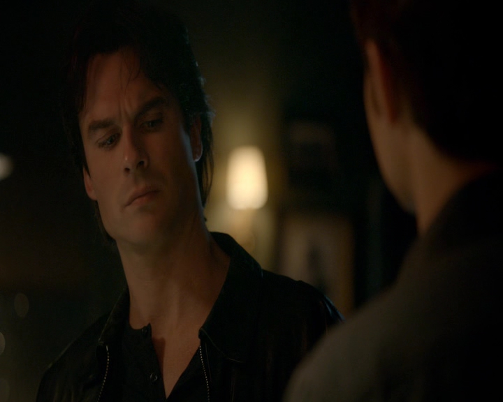 VampireDiaries-dot-nl_VampireDiaries-8x09TheSimpleIntimacyoftheNearTouch0108.jpg