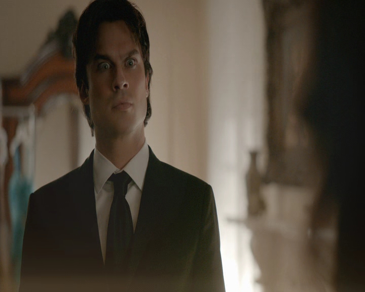 VampireDiaries-dot-nl_VampireDiaries-8x09TheSimpleIntimacyoftheNearTouch0433.jpg