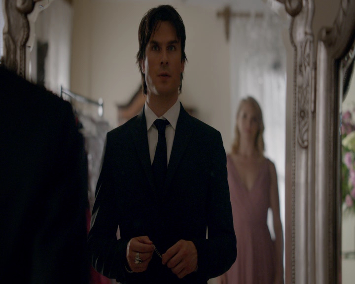 VampireDiaries-dot-nl_VampireDiaries-8x09TheSimpleIntimacyoftheNearTouch0625.jpg