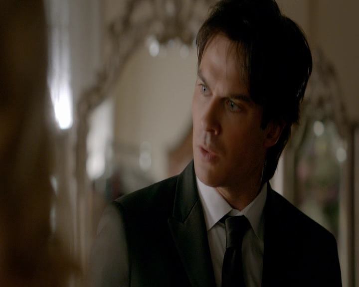 VampireDiaries-dot-nl_VampireDiaries-8x09TheSimpleIntimacyoftheNearTouch0664.jpg