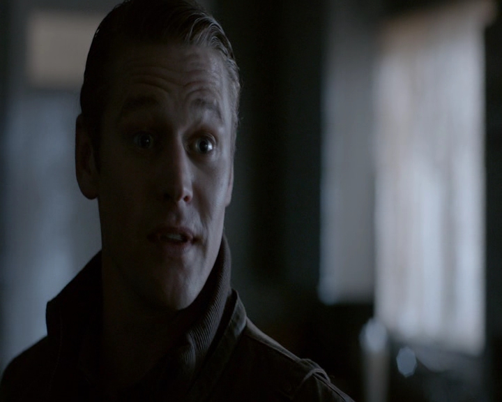 VampireDiaries-dot-nl_VampireDiaries-8x09TheSimpleIntimacyoftheNearTouch0877.jpg