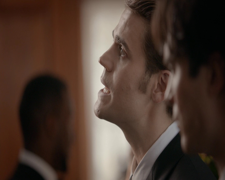 VampireDiaries-dot-nl_VampireDiaries-8x09TheSimpleIntimacyoftheNearTouch0972.jpg