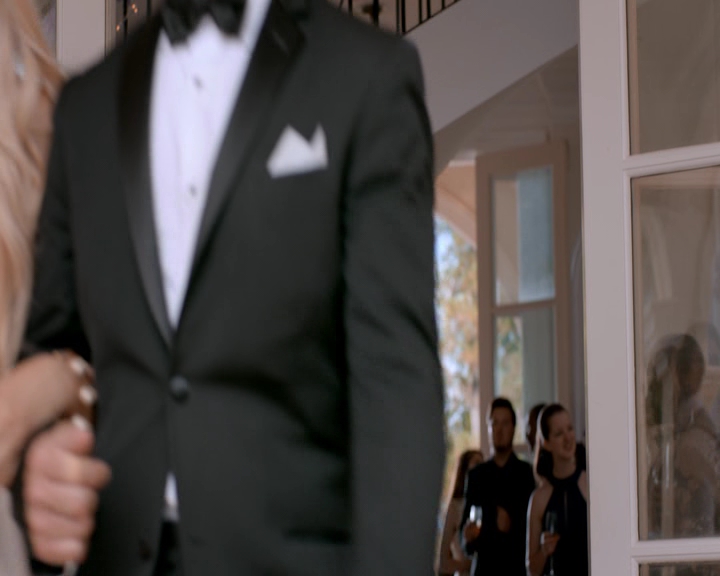VampireDiaries-dot-nl_VampireDiaries-8x09TheSimpleIntimacyoftheNearTouch1018.jpg