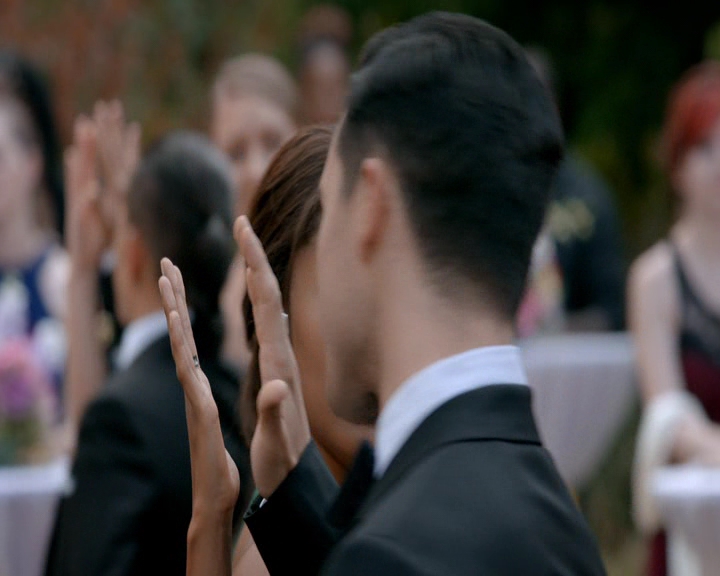 VampireDiaries-dot-nl_VampireDiaries-8x09TheSimpleIntimacyoftheNearTouch1092.jpg