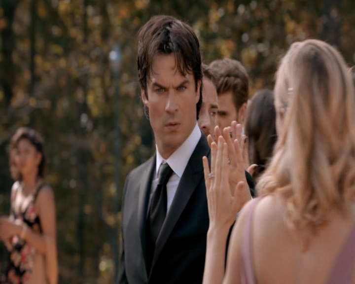 VampireDiaries-dot-nl_VampireDiaries-8x09TheSimpleIntimacyoftheNearTouch1133.jpg