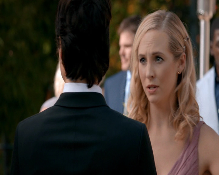 VampireDiaries-dot-nl_VampireDiaries-8x09TheSimpleIntimacyoftheNearTouch1137.jpg