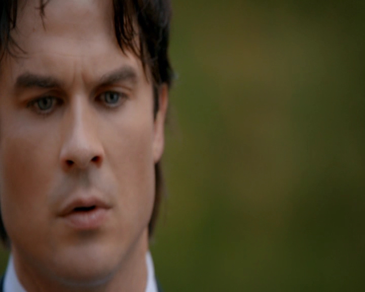 VampireDiaries-dot-nl_VampireDiaries-8x09TheSimpleIntimacyoftheNearTouch1252.jpg