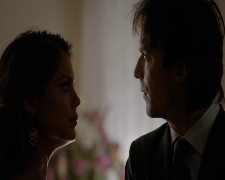 VampireDiaries-dot-nl_VampireDiaries-8x09TheSimpleIntimacyoftheNearTouch1426.jpg