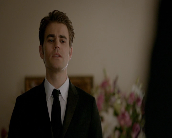VampireDiaries-dot-nl_VampireDiaries-8x09TheSimpleIntimacyoftheNearTouch1511.jpg