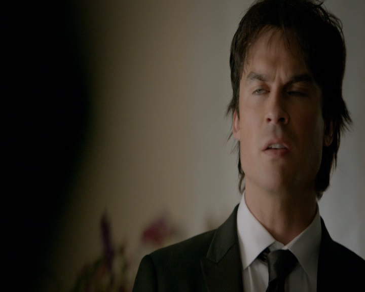 VampireDiaries-dot-nl_VampireDiaries-8x09TheSimpleIntimacyoftheNearTouch1528.jpg