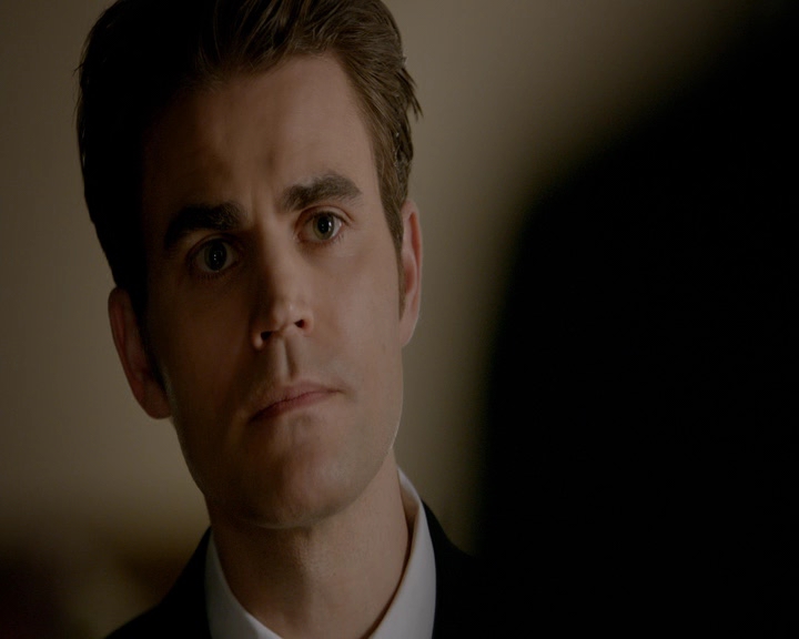 VampireDiaries-dot-nl_VampireDiaries-8x09TheSimpleIntimacyoftheNearTouch1549.jpg