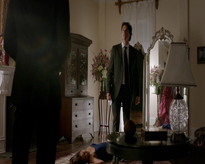VampireDiaries-dot-nl_VampireDiaries-8x09TheSimpleIntimacyoftheNearTouch1552.jpg