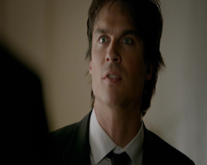 VampireDiaries-dot-nl_VampireDiaries-8x09TheSimpleIntimacyoftheNearTouch1555.jpg
