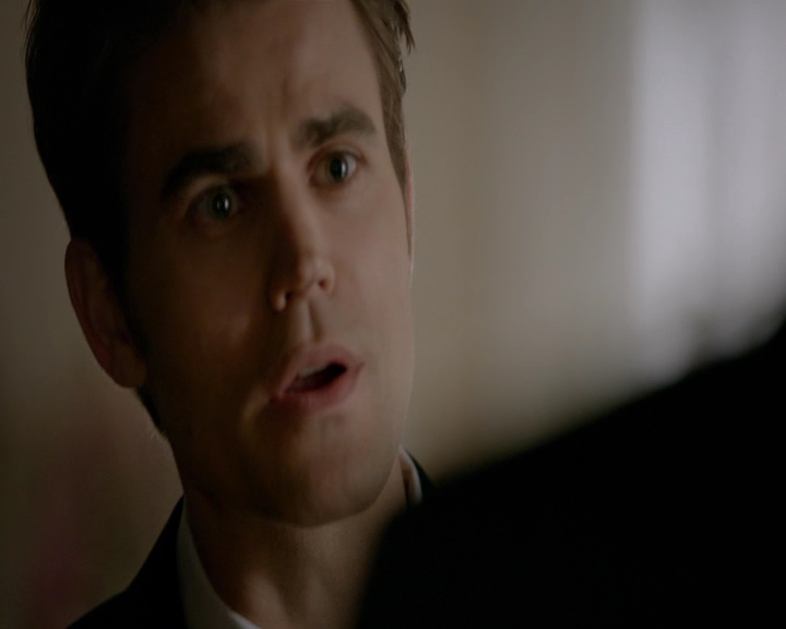 VampireDiaries-dot-nl_VampireDiaries-8x09TheSimpleIntimacyoftheNearTouch1566.jpg