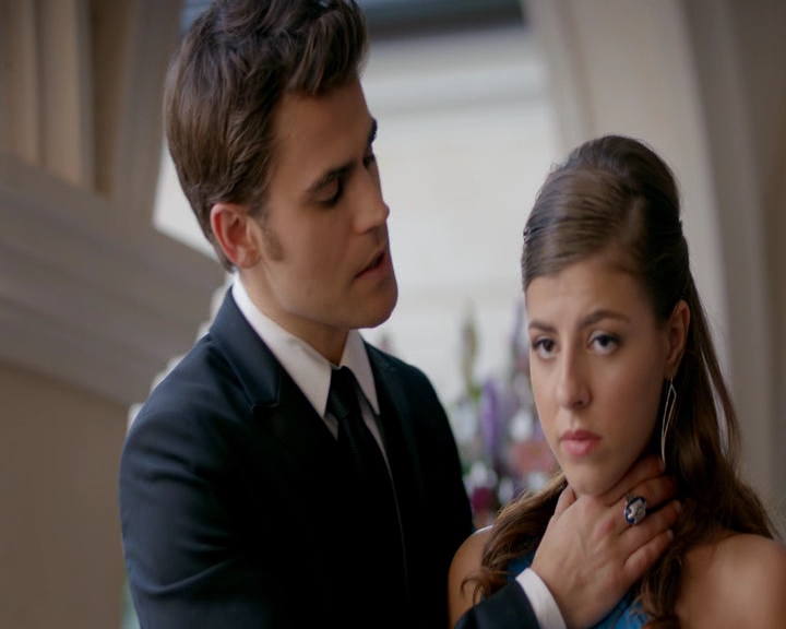 VampireDiaries-dot-nl_VampireDiaries-8x09TheSimpleIntimacyoftheNearTouch1646.jpg