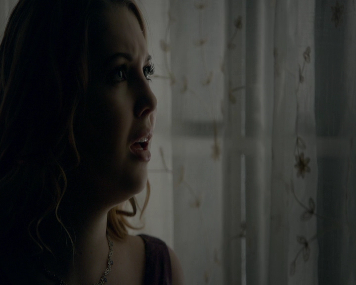VampireDiaries-dot-nl_VampireDiaries-8x09TheSimpleIntimacyoftheNearTouch1833.jpg VampireDiaries-dot-nl_VampireDiaries-8x09TheSimpleIntimacyoftheNearTouch1833.jpg