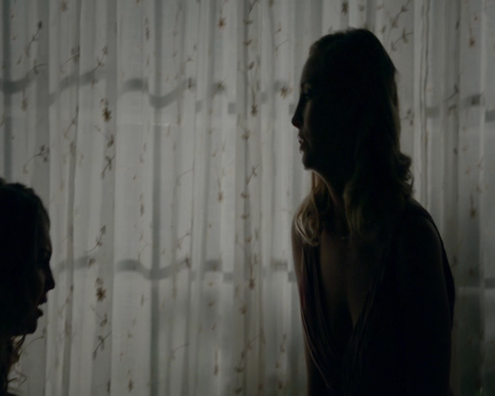 VampireDiaries-dot-nl_VampireDiaries-8x09TheSimpleIntimacyoftheNearTouch1846.jpg