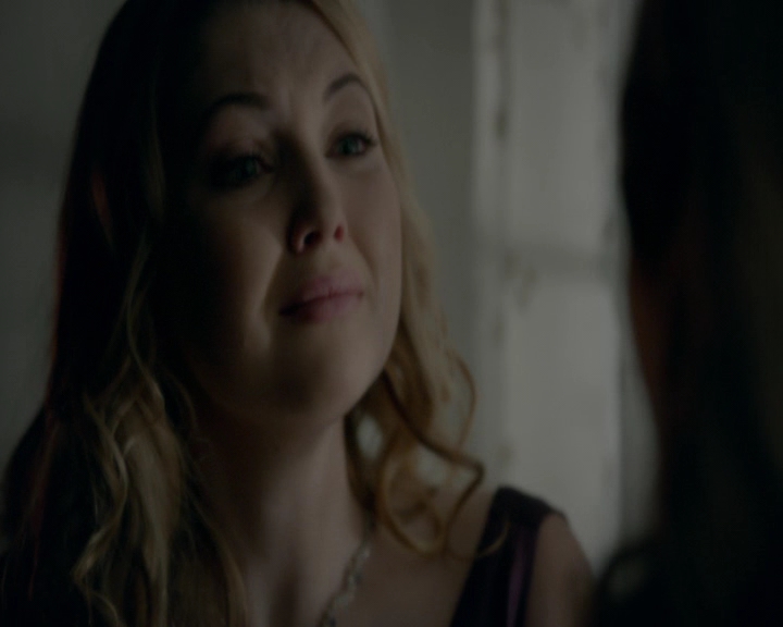 VampireDiaries-dot-nl_VampireDiaries-8x09TheSimpleIntimacyoftheNearTouch1877.jpg