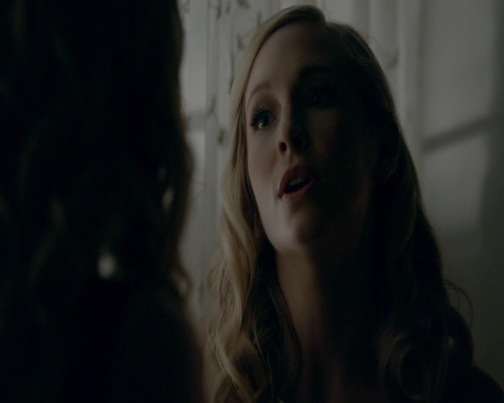 VampireDiaries-dot-nl_VampireDiaries-8x09TheSimpleIntimacyoftheNearTouch1884.jpg