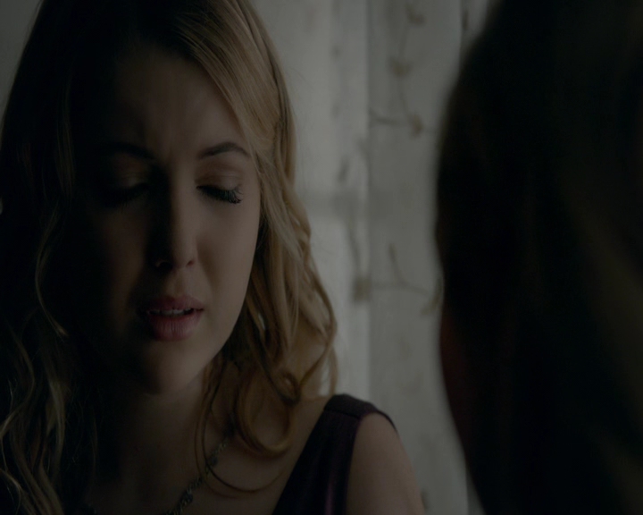 VampireDiaries-dot-nl_VampireDiaries-8x09TheSimpleIntimacyoftheNearTouch1909.jpg