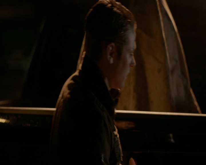 VampireDiaries-dot-nl_VampireDiaries-8x09TheSimpleIntimacyoftheNearTouch1942.jpg VampireDiaries-dot-nl_VampireDiaries-8x09TheSimpleIntimacyoftheNearTouch1942.jpg