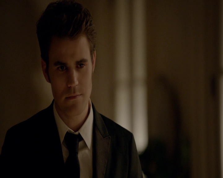 VampireDiaries-dot-nl_VampireDiaries-8x09TheSimpleIntimacyoftheNearTouch2021.jpg