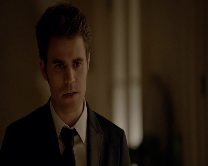 VampireDiaries-dot-nl_VampireDiaries-8x09TheSimpleIntimacyoftheNearTouch2023.jpg