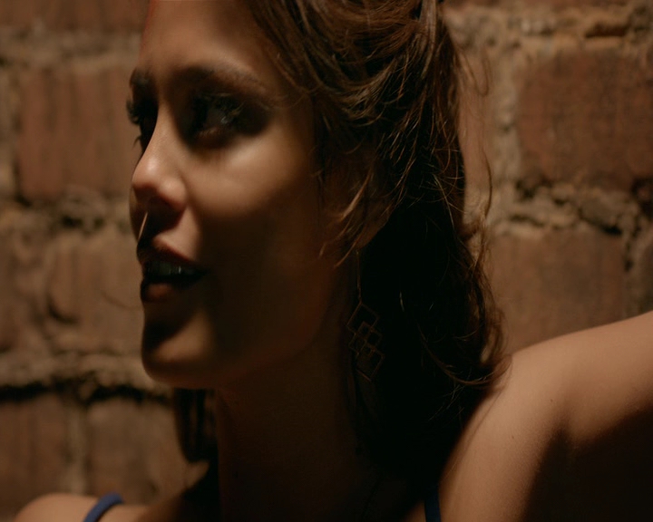 VampireDiaries-dot-nl_VampireDiaries-8x09TheSimpleIntimacyoftheNearTouch2238.jpg