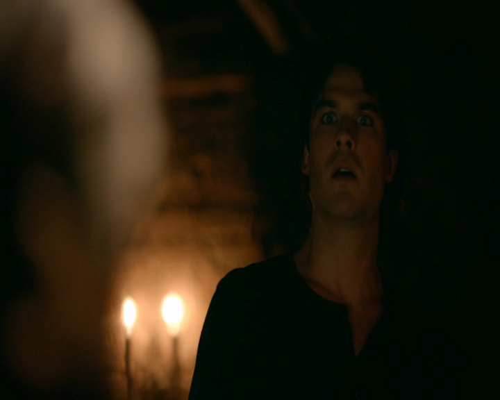 VampireDiaries-dot-nl_VampireDiaries-8x09TheSimpleIntimacyoftheNearTouch2267.jpg