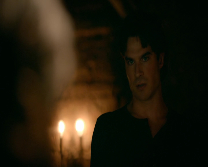 VampireDiaries-dot-nl_VampireDiaries-8x09TheSimpleIntimacyoftheNearTouch2268.jpg