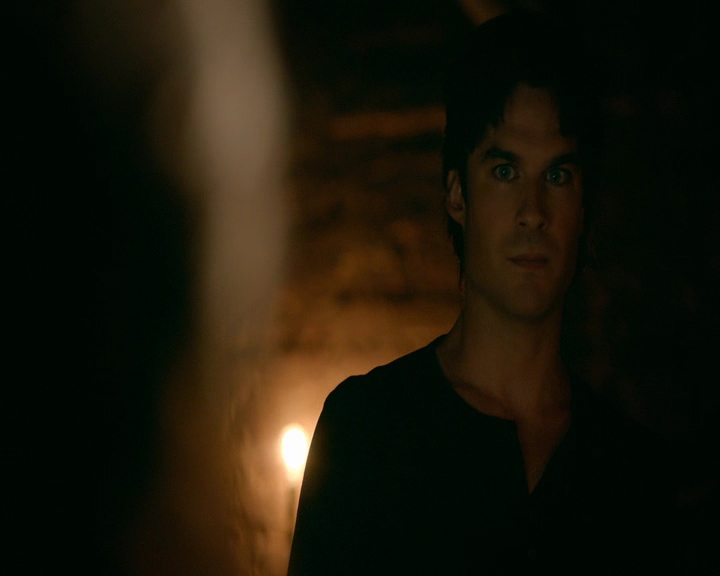 VampireDiaries-dot-nl_VampireDiaries-8x09TheSimpleIntimacyoftheNearTouch2275.jpg