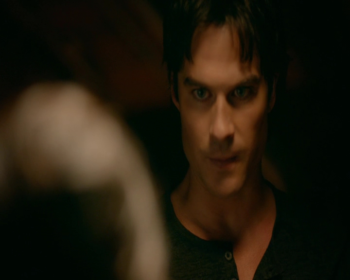 VampireDiaries-dot-nl_VampireDiaries-8x09TheSimpleIntimacyoftheNearTouch2280.jpg