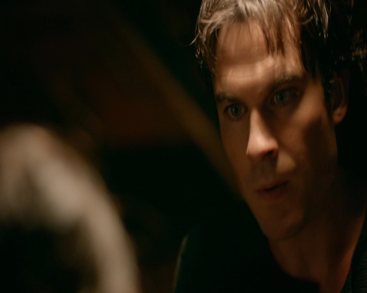 VampireDiaries-dot-nl_VampireDiaries-8x09TheSimpleIntimacyoftheNearTouch2281.jpg
