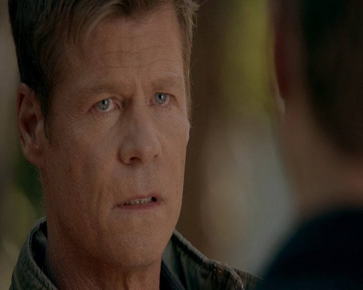 VampireDiaries-dot-nl_VampireDiaries-8x10NostalgiasABitch0704.jpg VampireDiaries-dot-nl_VampireDiaries-8x10NostalgiasABitch0704.jpg