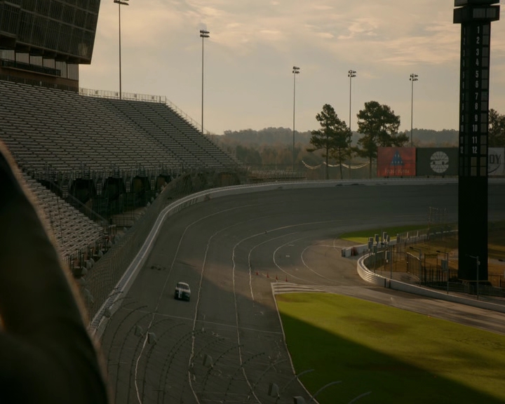 VampireDiaries-dot-nl_VampireDiaries-8x11YouMadeAChoiceToBeGood0655.jpg