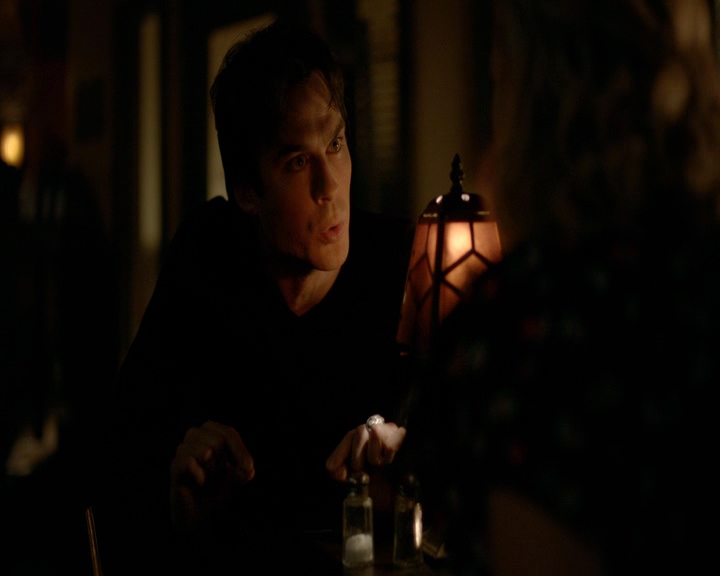 VampireDiaries-dot-nl_VampireDiaries-8x11YouMadeAChoiceToBeGood1269.jpg