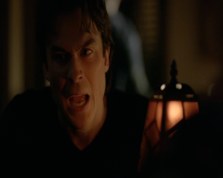 VampireDiaries-dot-nl_VampireDiaries-8x11YouMadeAChoiceToBeGood1279.jpg
