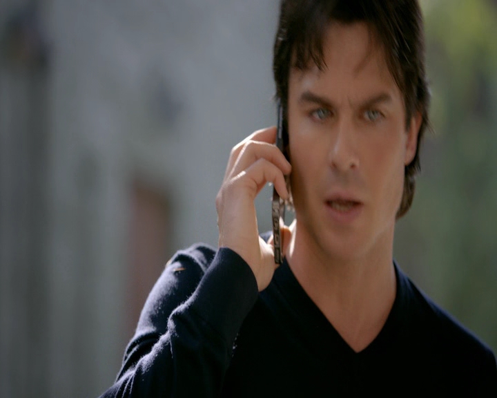 VampireDiaries-dot-nl_VampireDiaries-8x11YouMadeAChoiceToBeGood1400.jpg