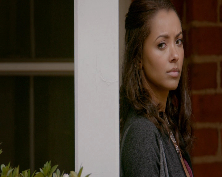 VampireDiaries-dot-nl_VampireDiaries-8x11YouMadeAChoiceToBeGood1411.jpg