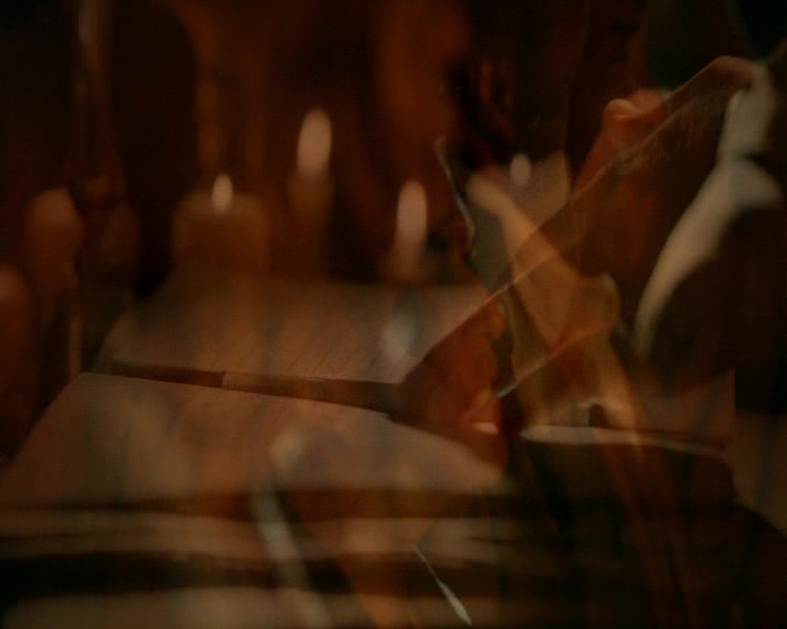 VampireDiaries-dot-nl_VampireDiaries-8x12WhatAreYou0006.jpg