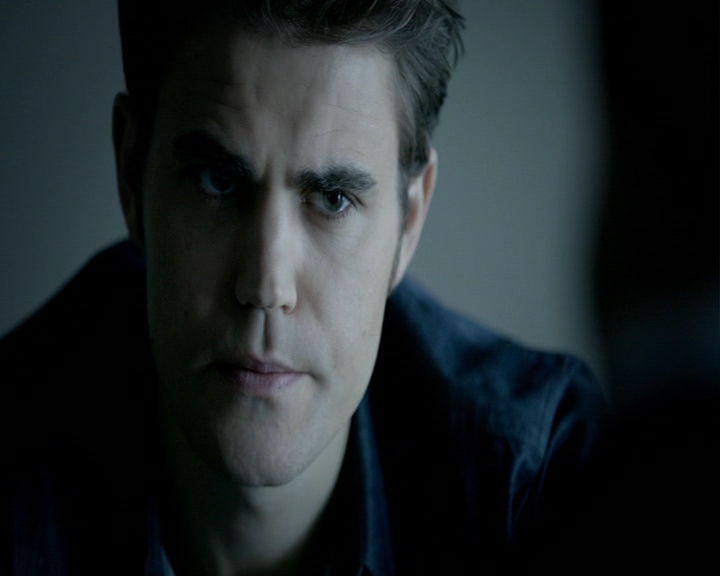 VampireDiaries-dot-nl_VampireDiaries-8x12WhatAreYou0495.jpg