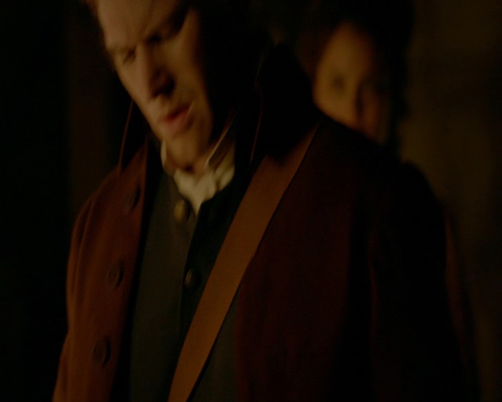VampireDiaries-dot-nl_VampireDiaries-8x12WhatAreYou1126.jpg