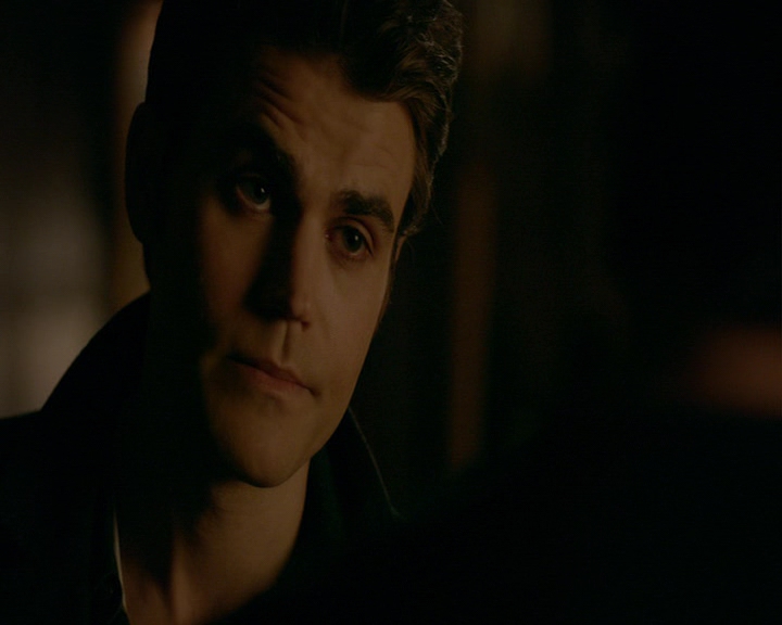VampireDiaries-dot-nl_VampireDiaries-8x12WhatAreYou2063.jpg