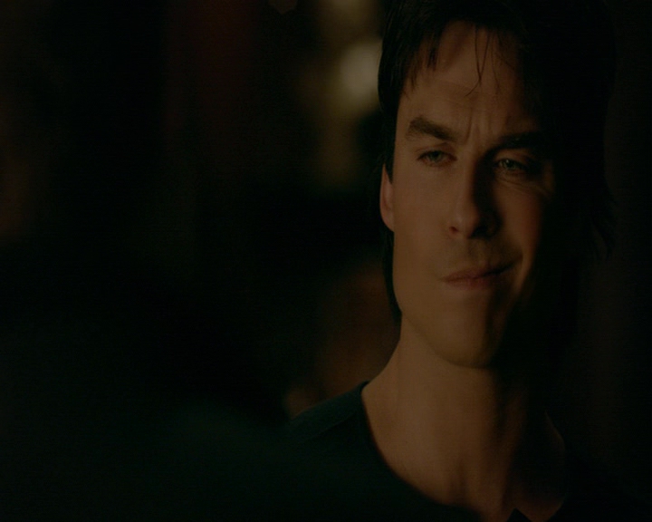 VampireDiaries-dot-nl_VampireDiaries-8x12WhatAreYou2091.jpg