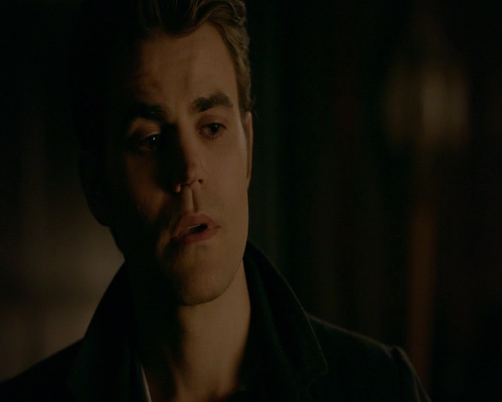 VampireDiaries-dot-nl_VampireDiaries-8x12WhatAreYou2108.jpg