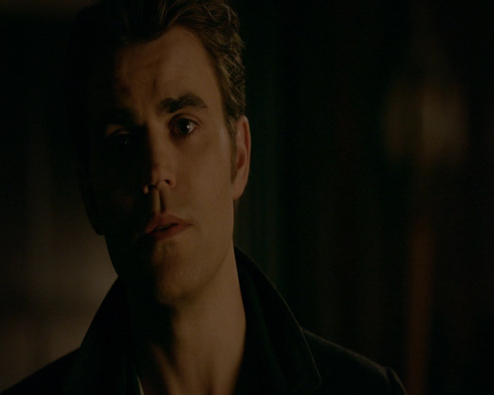 VampireDiaries-dot-nl_VampireDiaries-8x12WhatAreYou2117.jpg