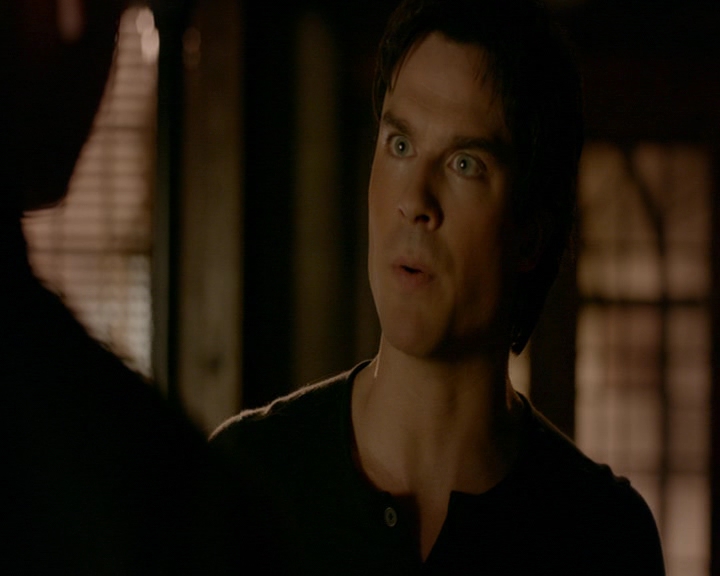 VampireDiaries-dot-nl_VampireDiaries-8x12WhatAreYou2207.jpg