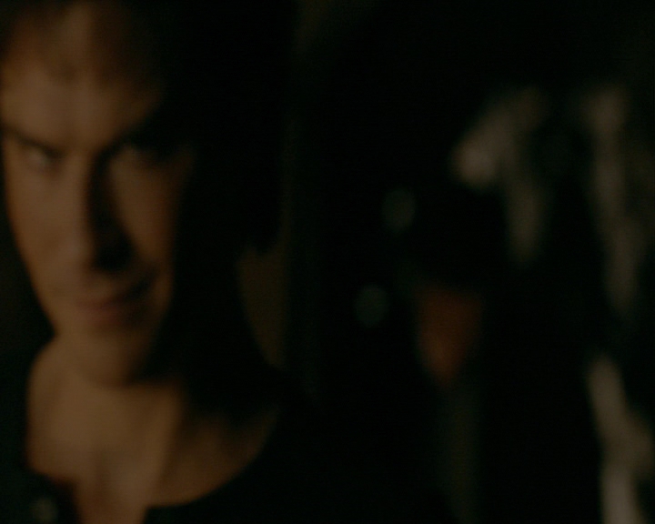 VampireDiaries-dot-nl_VampireDiaries-8x12WhatAreYou2288.jpg